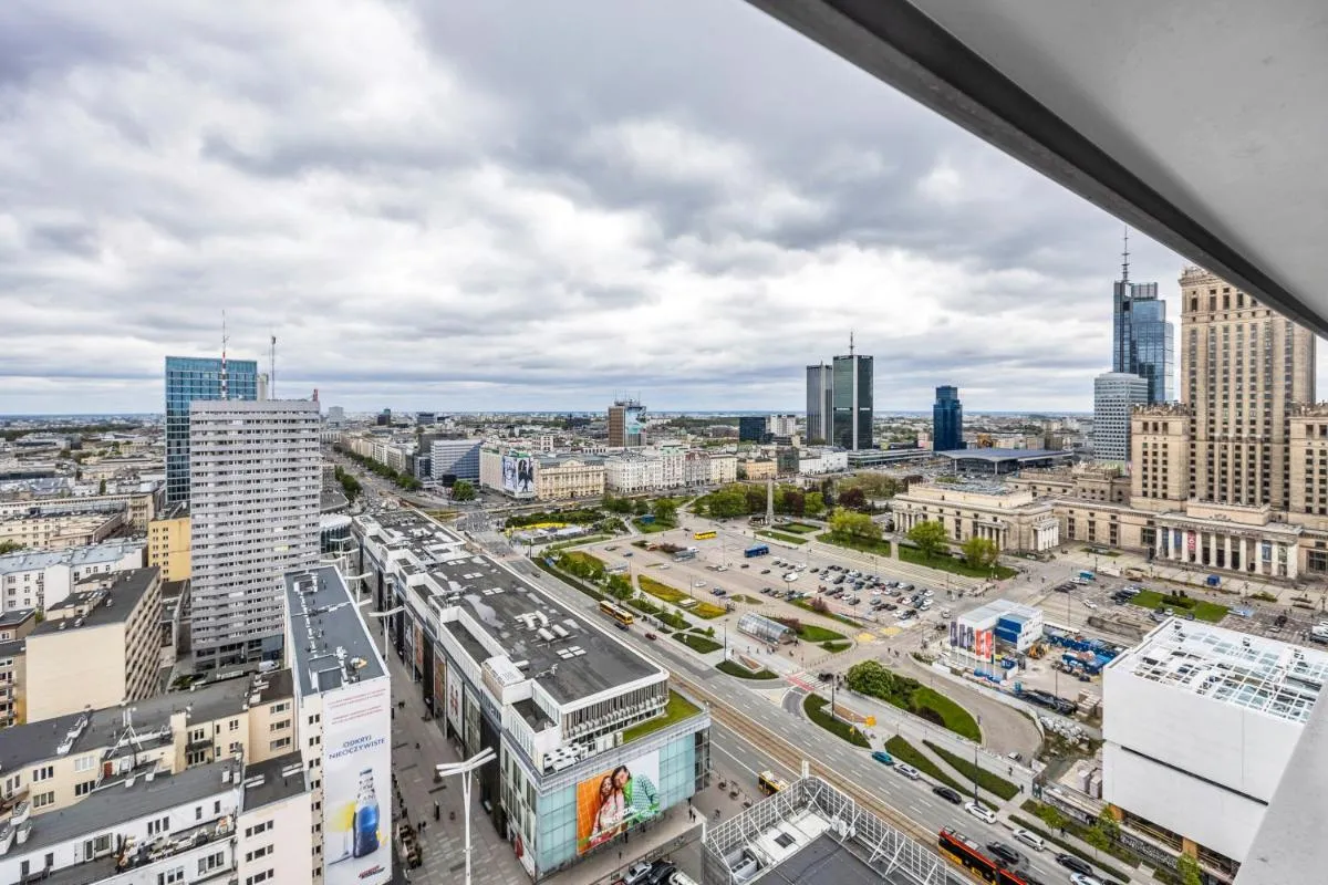 Image 5 of 23rd Floor 3BR Apt with Views of Warsaw
