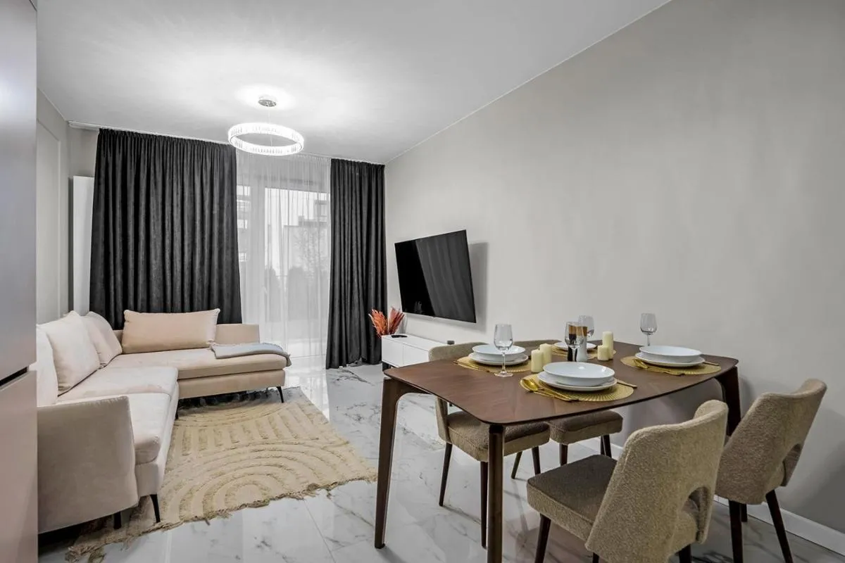 Image 4 of Airport Apartment – Private Terrace & Parking – by Rentujemy