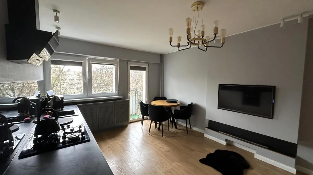 Image 3 of ApartFactory – komfortowy apartament w centrum