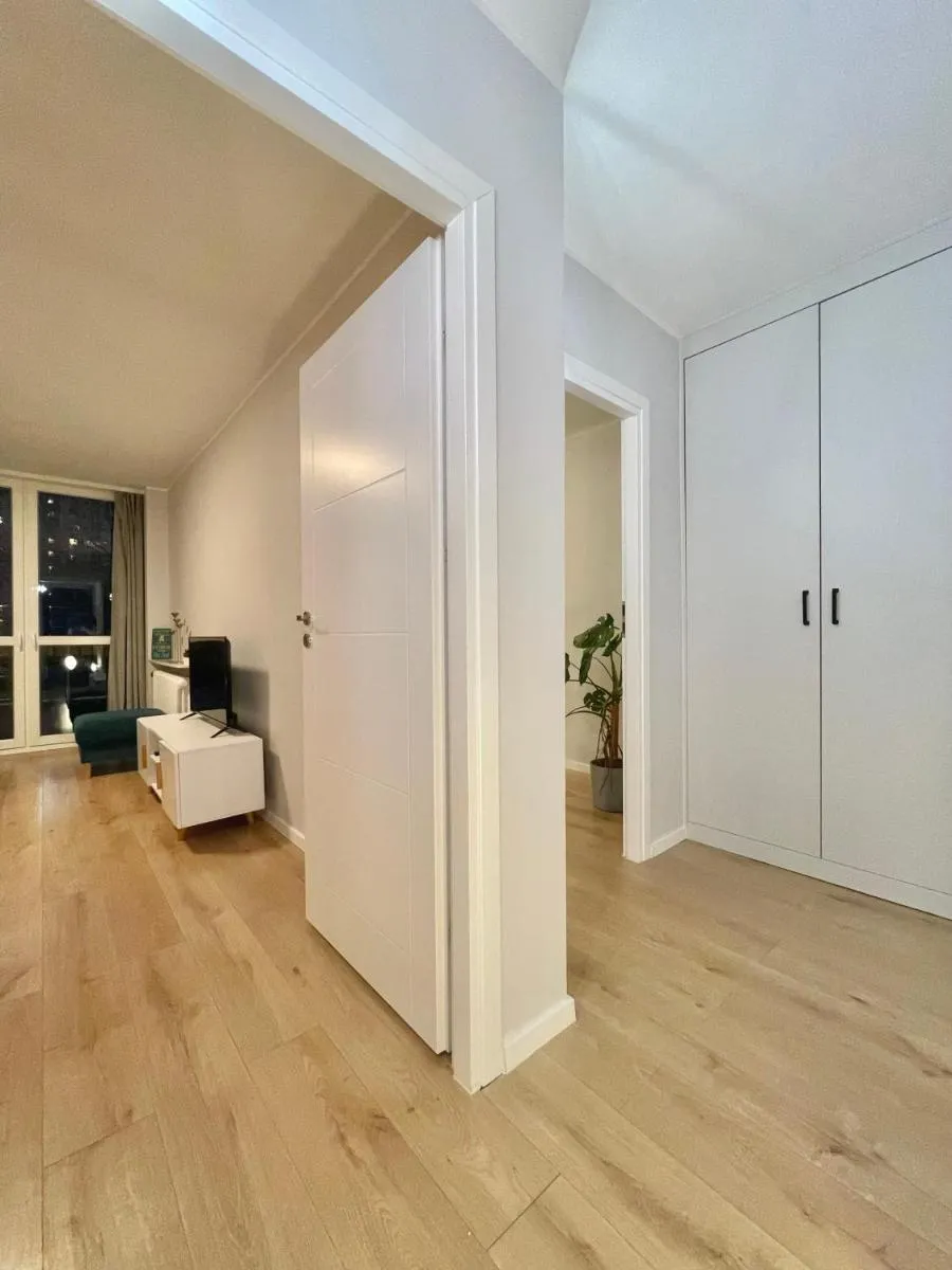 Image 6 of Apartament przy Atrium, stacja metra Rondo ONZ