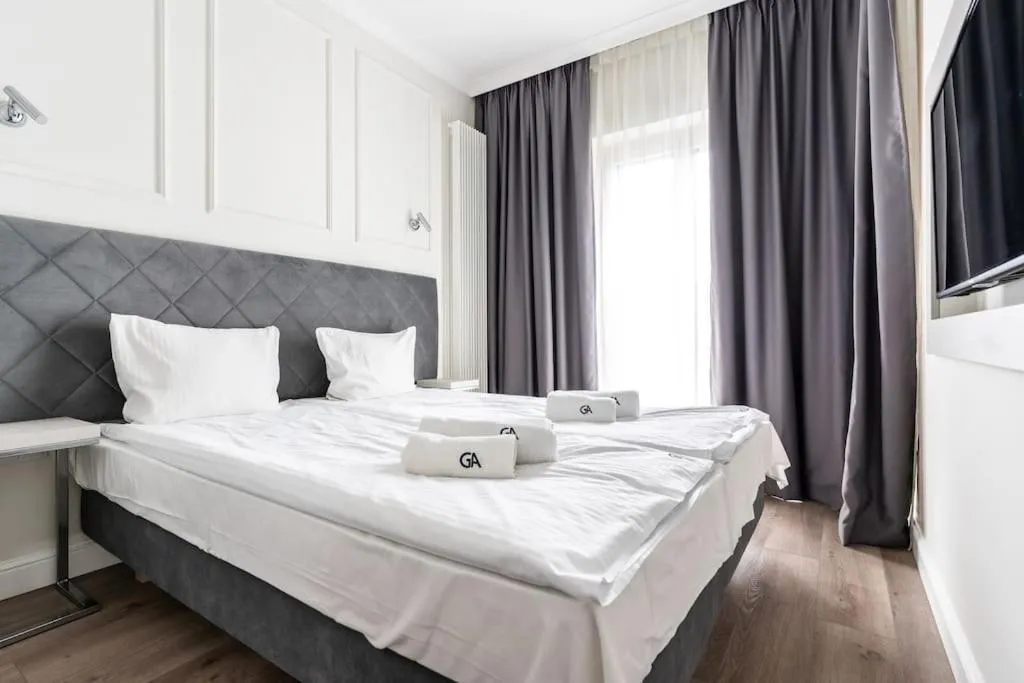 Image 1 of Apartamenty Mennica Residence dla 20 osób
