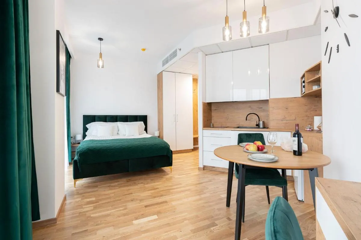 Image 1 of Apartamenty Wola Tower