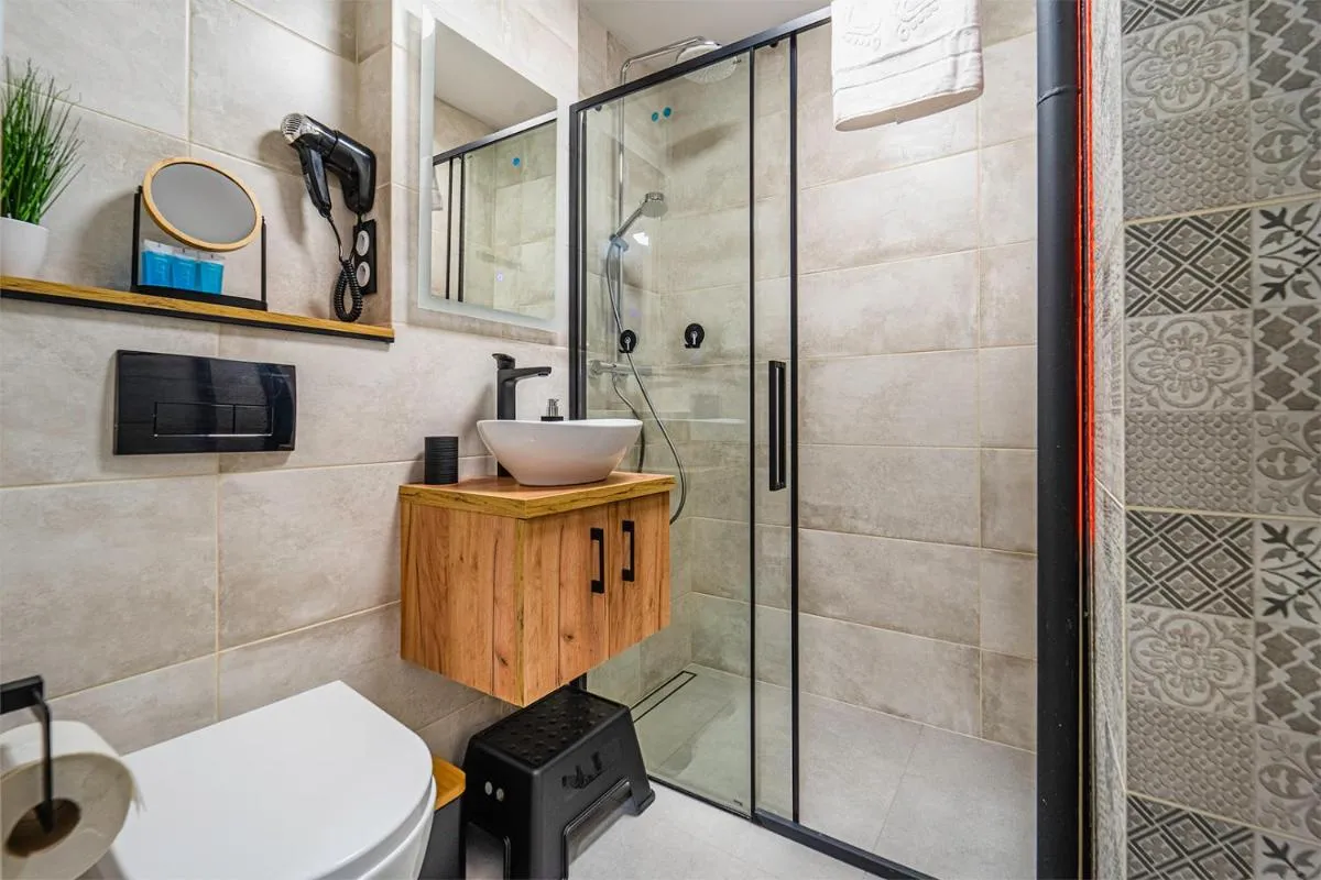 Image 2 of Aparthotel Grzybowska 9