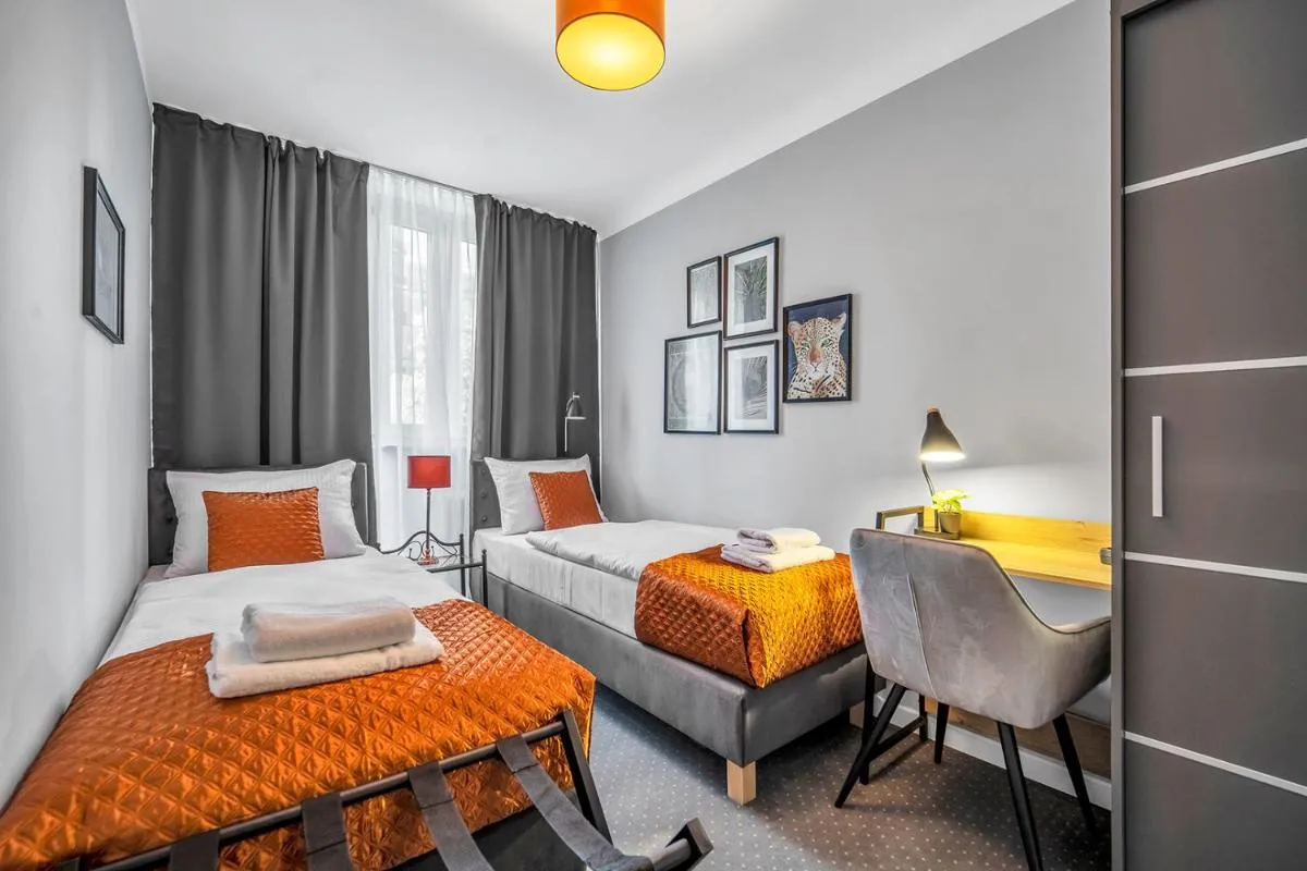 Image 1 of Aparthotel Grzybowska 9