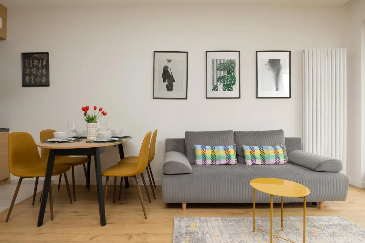 Image 6 of Apartment with Parking and Balcony in Mokotów by Rent like home