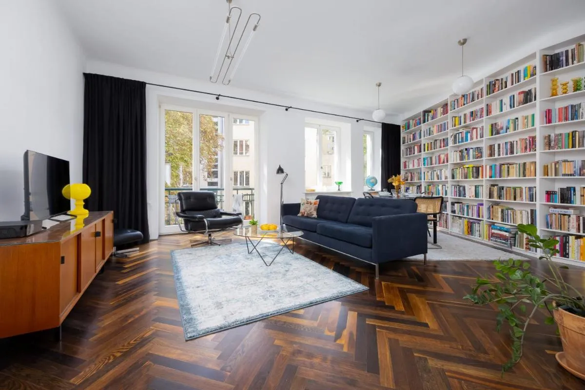 Image 4 of Atmospheric 1-Bedroom Apartment by Noclegi Renters