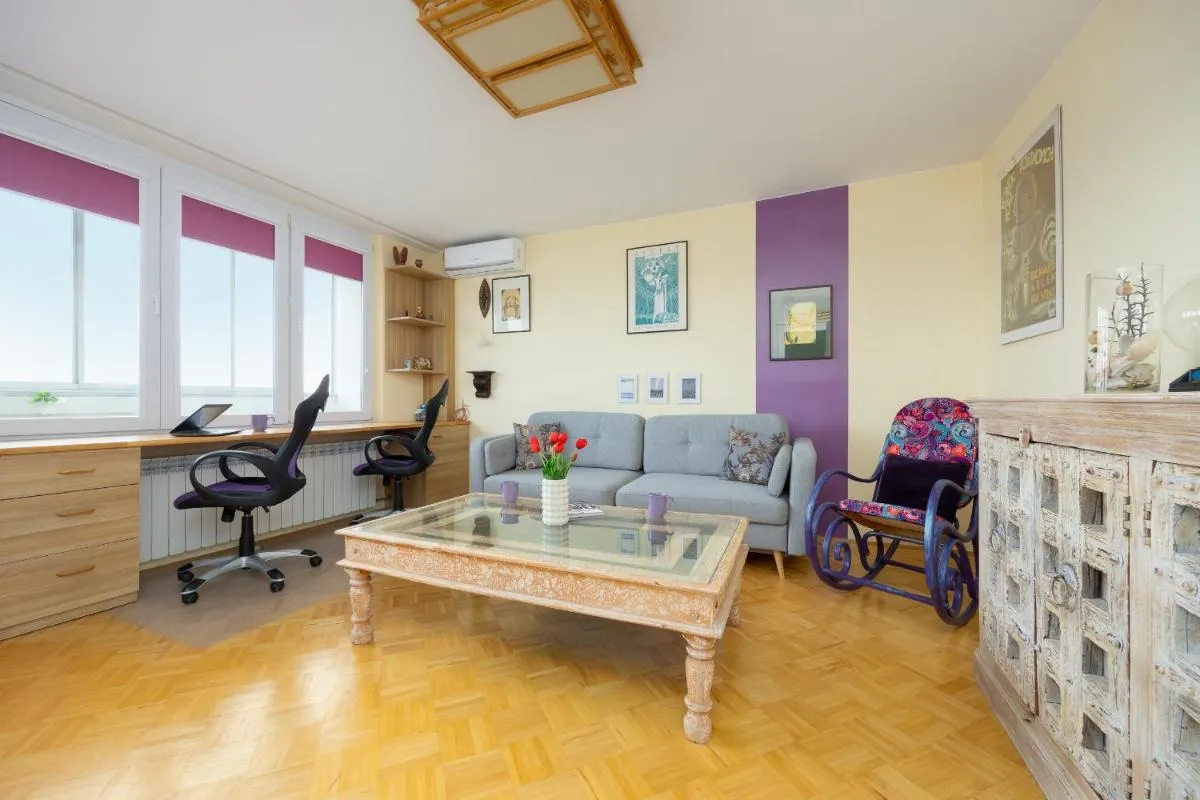 Image 5 of Beautiful Apartment for 4 People by Rent like home