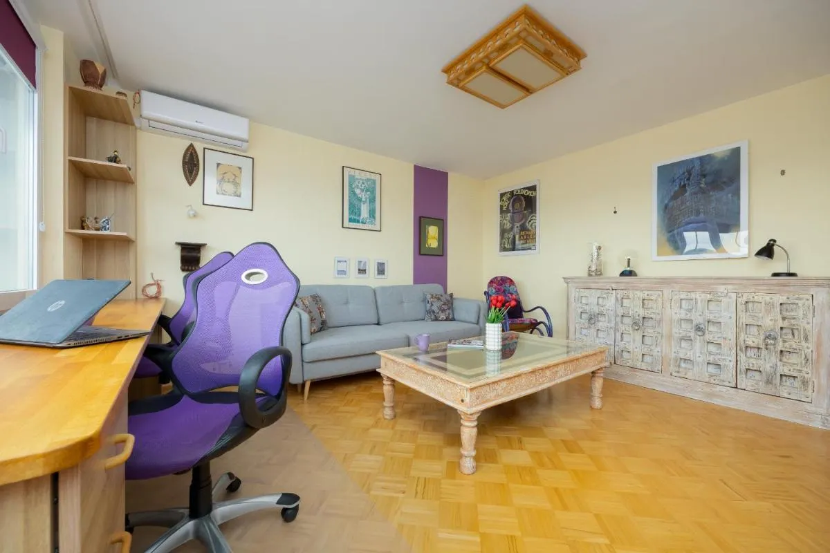 Image 6 of Beautiful Apartment for 4 People by Rent like home