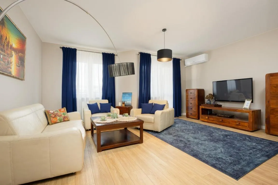 Image of Beautiful Apartment for 6 people with Balcony and Parking in Warsaw by Noclegi Renters