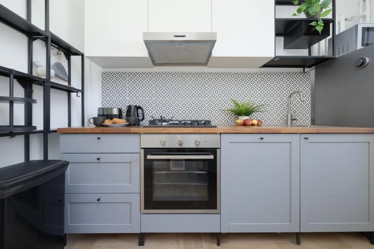 Image 2 of Bright Apartment in Saska Kępa near PGE Narodowy by Noclegi Renters