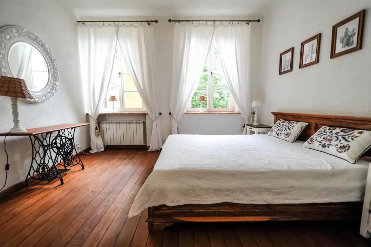 Image 1 of Castle Square Apartment