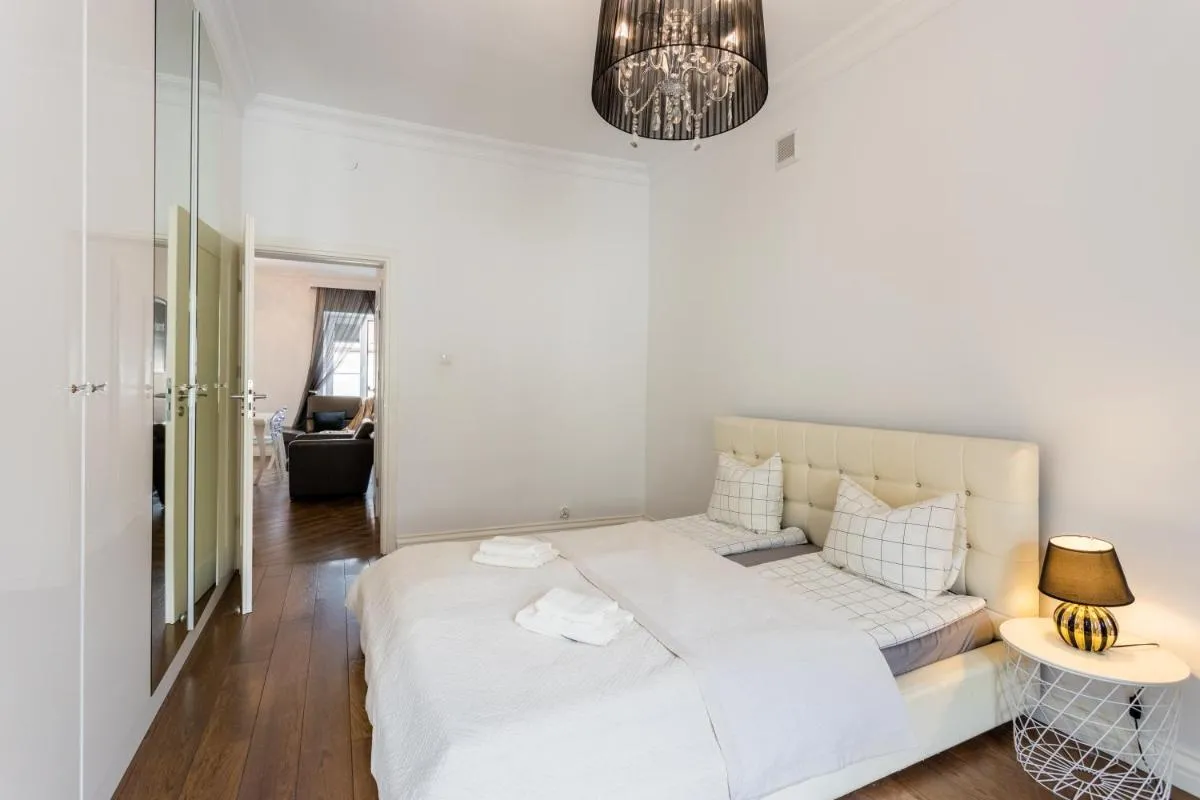 Image 5 of Central Warsaw Apartment – Great Location-Old Town – Podwale