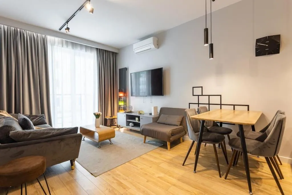 Image of Central Warsaw Apartment – Great Location- Two Bedrooms Apartment- Warsaw Stays- Sienna street