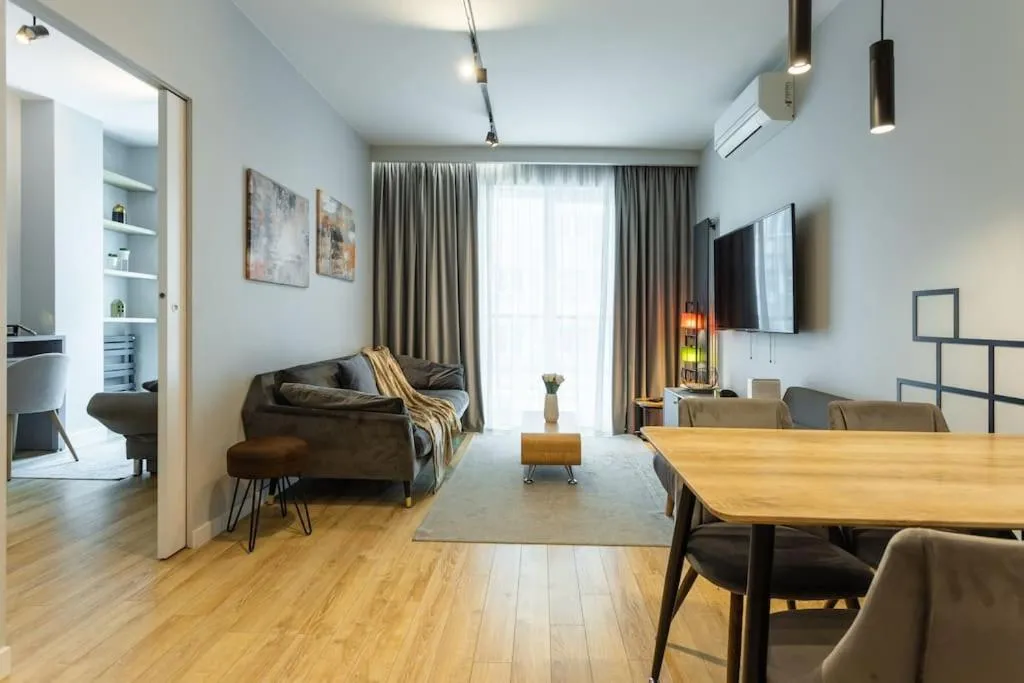 Image 3 of Central Warsaw Apartment – Great Location- Two Bedrooms Apartment- Warsaw Stays- Sienna street