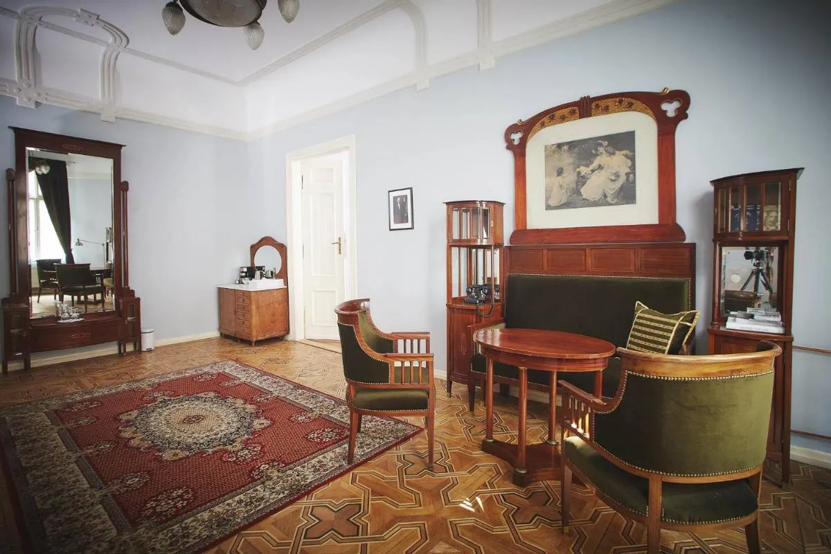 Image 6 of Chopin Boutique