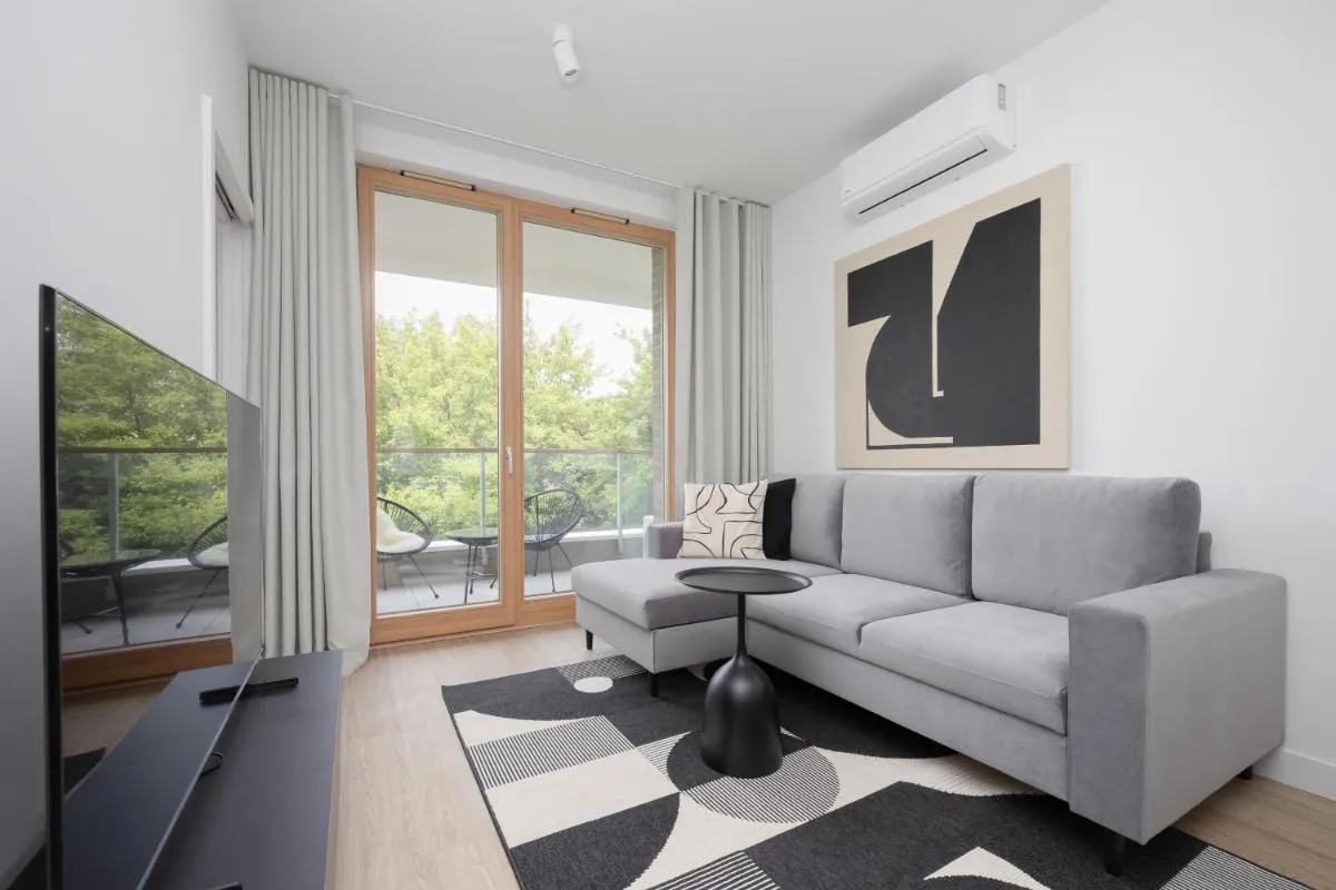 Image 4 of City Apartments Domaniewska with Parking Mokotów by Renters Prestige