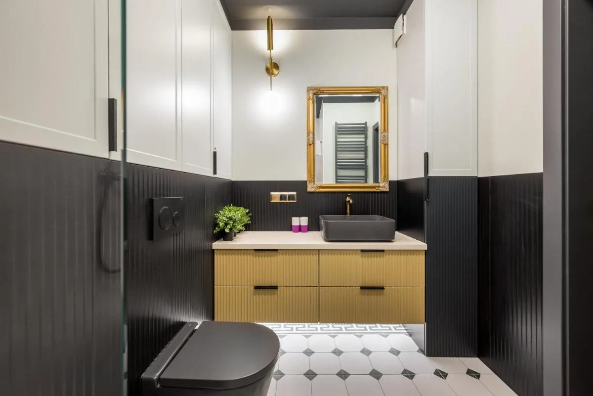 Image 2 of City Centre Stylish Apartment