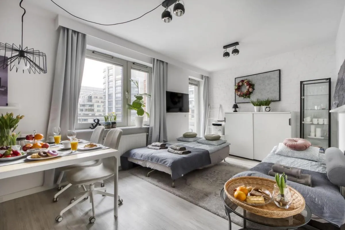 Image 3 of City Flower Apartment