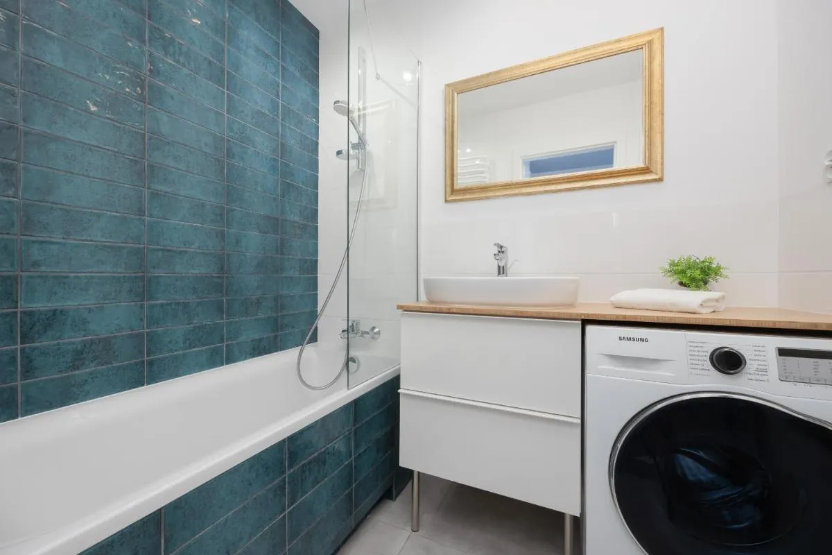 Image 4 of Elegancki Apartament w Warszawie z Balkonem i Wanną by Rent like home