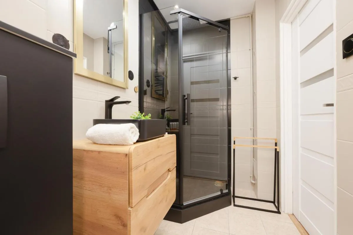 Image 2 of Family Unique Apartment for 4 people in Warsaw Wola by Noclegi Renters