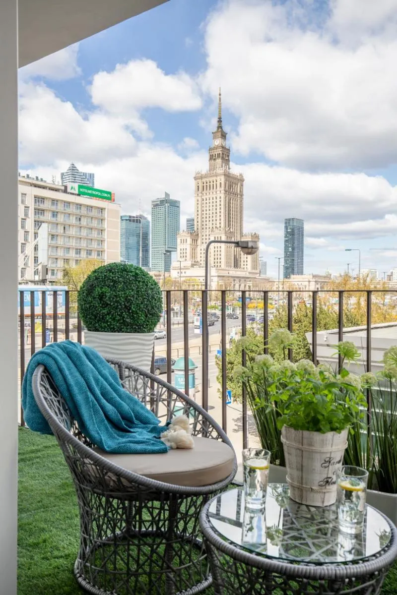 Image 3 of GLAM APARTMENTS city center