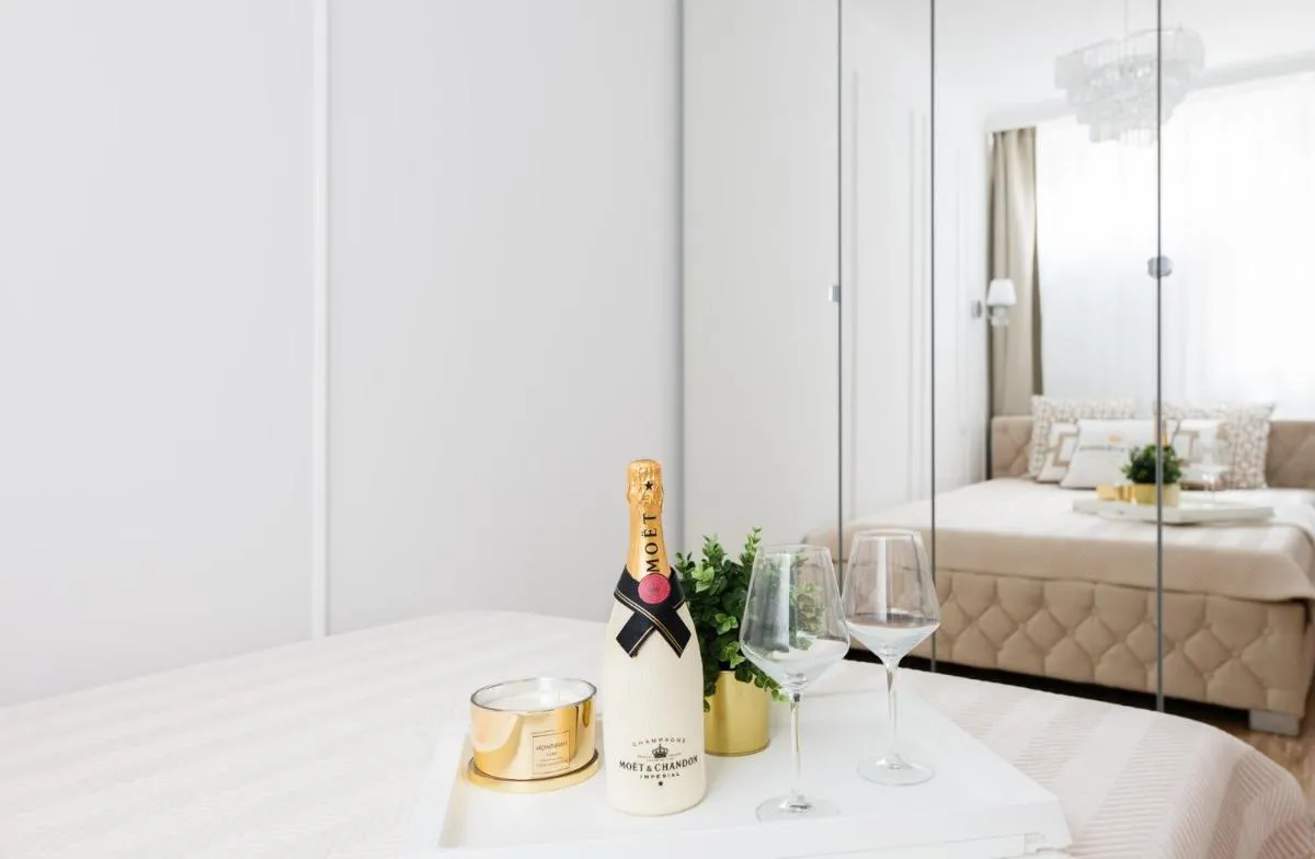Image 1 of Glam & Modern by Cooee Apartments