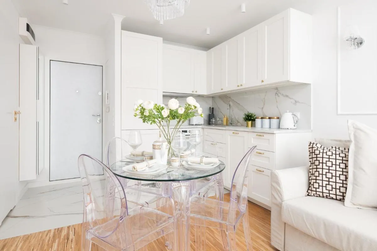 Image 2 of Glam & Modern by Cooee Apartments