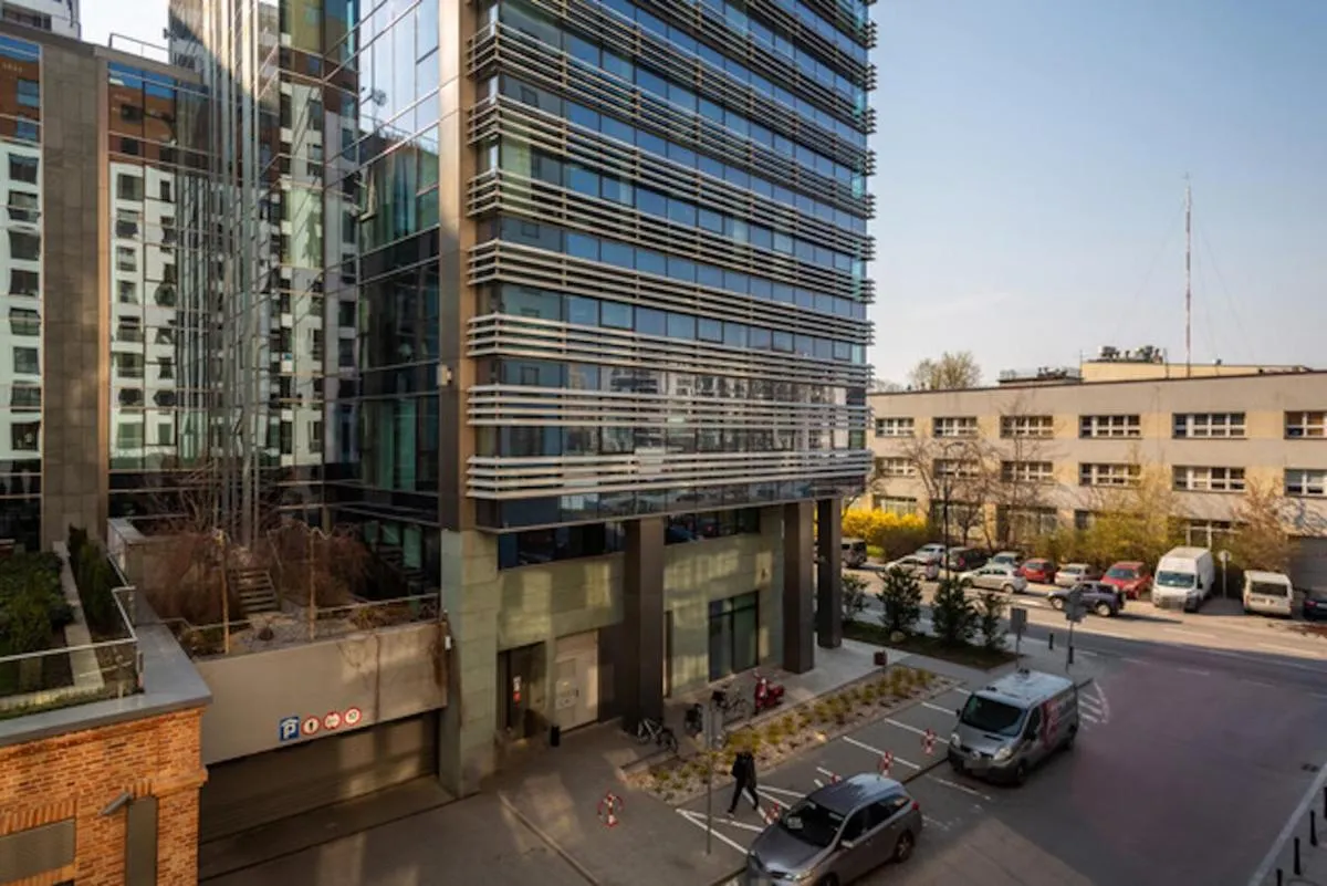 Image 5 of Golden Apartments Warsaw – Big Apartment in Luxury Building near Metro Station-Grzybowska 85-5