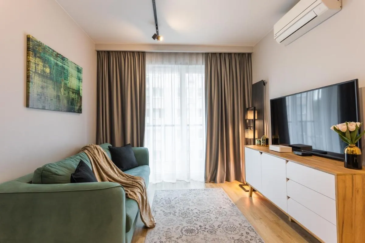 Image 2 of Golden Apartments Warsaw – Luxury Building with Terrace on the Roof – Sienna Str