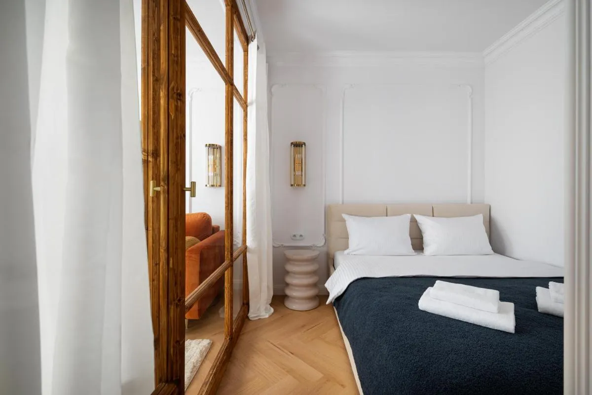 Image 6 of Hoża Modern Apartment
