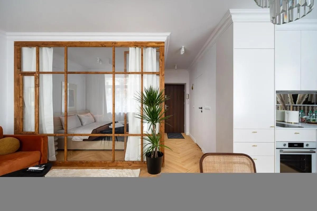 Image 3 of Hoża Modern Apartment