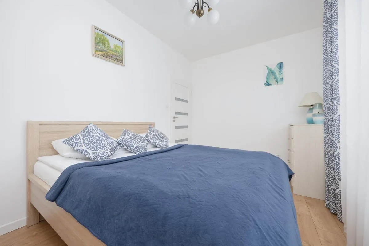 Image 1 of Klimatyzowany Apartament z Parkingiem w Stolicy by Noclegi Renters