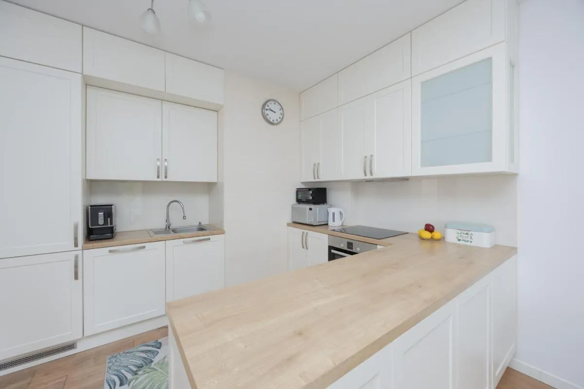 Image 3 of Klimatyzowany Apartament z Parkingiem w Stolicy by Noclegi Renters