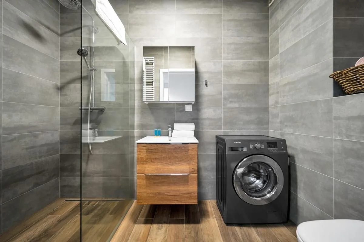 Image 2 of Kolska Grey Apartment
