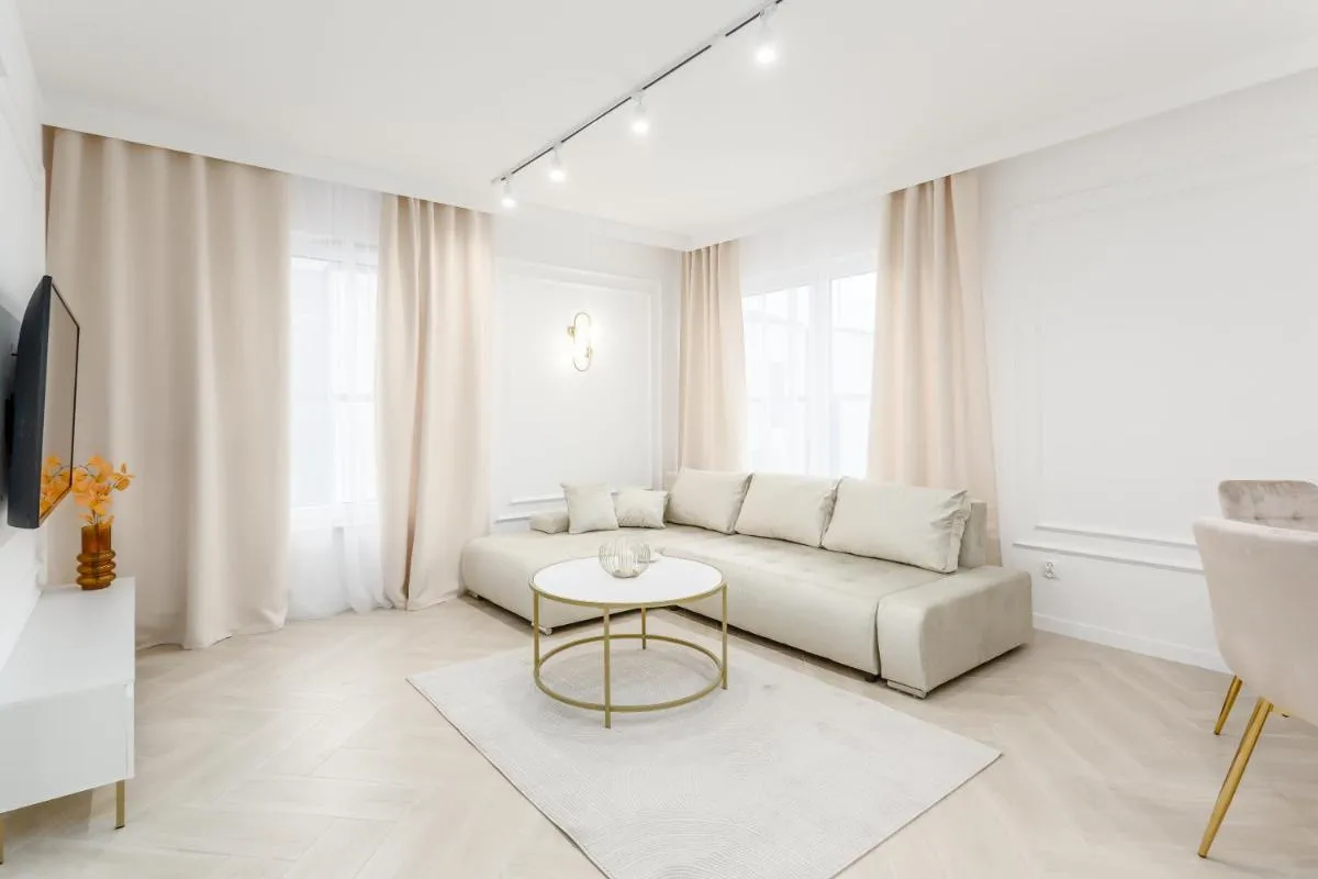 Image 4 of Luxe & Tranquil Gem – Terrace – Jacuzzi – Parking!