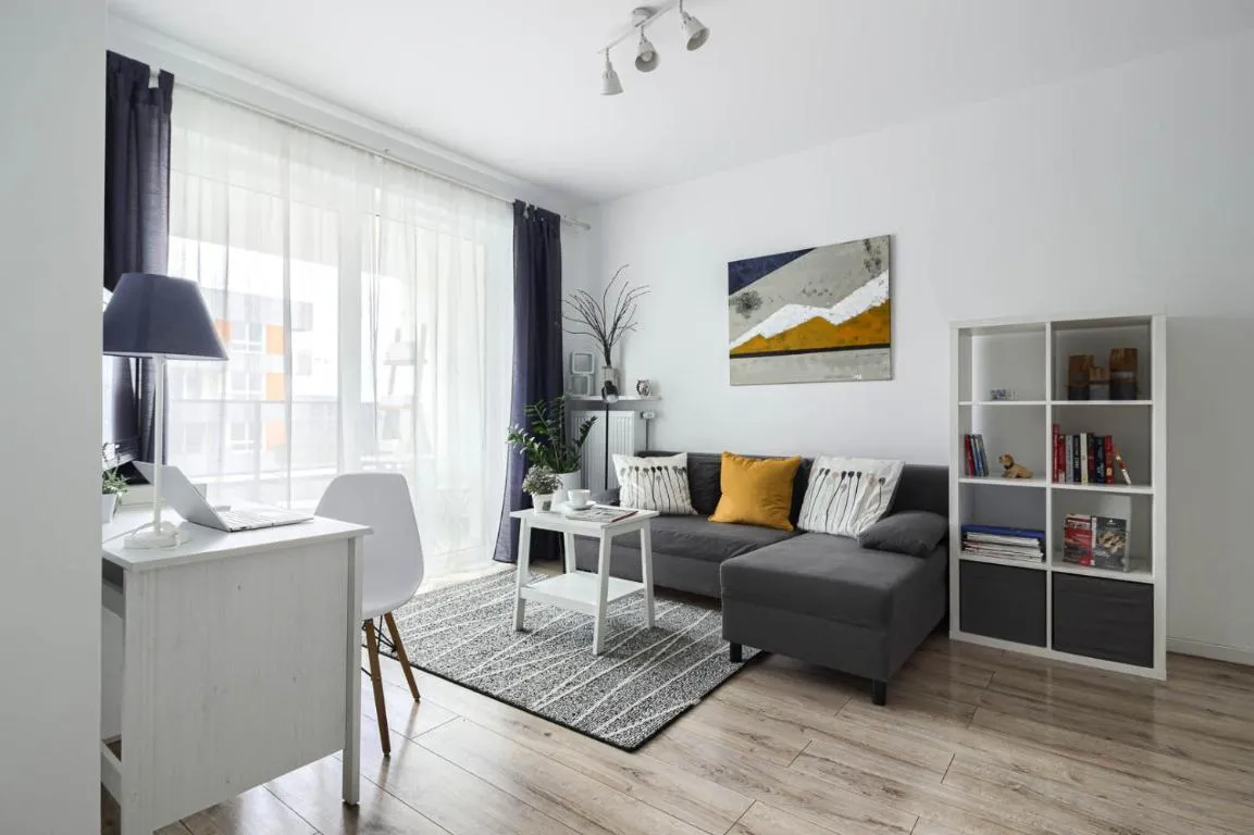 Image of M&R Apartament Airport&Business Premium Komputerowa – underground garage – free WiFi – Netflix – self check-in – 5 min from Chopin Airport