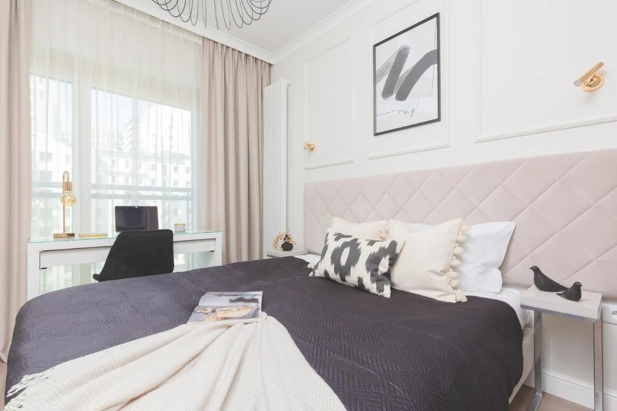 Image 3 of Mennica Residence Central Apartment by Renters Prestige