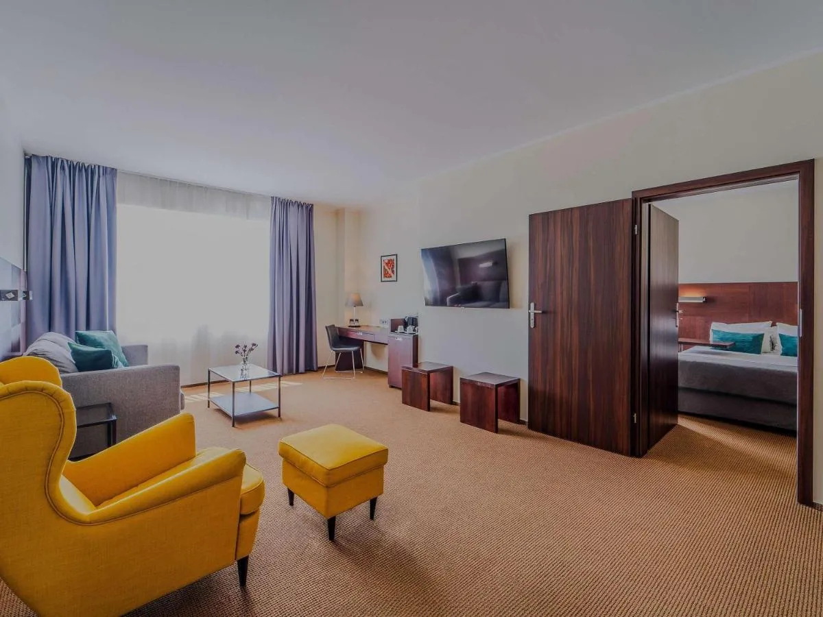 Image 2 of Mercure Warszawa Airport