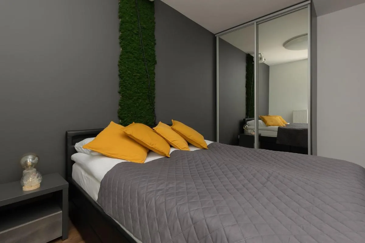 Image 2 of Modern Apartment Home Cinema Experience by Noclegi Renters