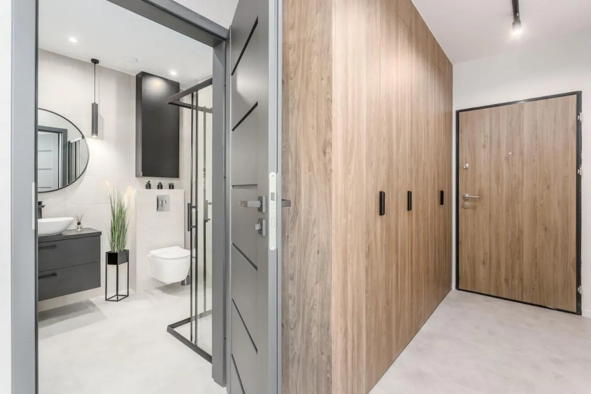 Image 2 of Modern & Luxurious apartment with private Jacuzzi