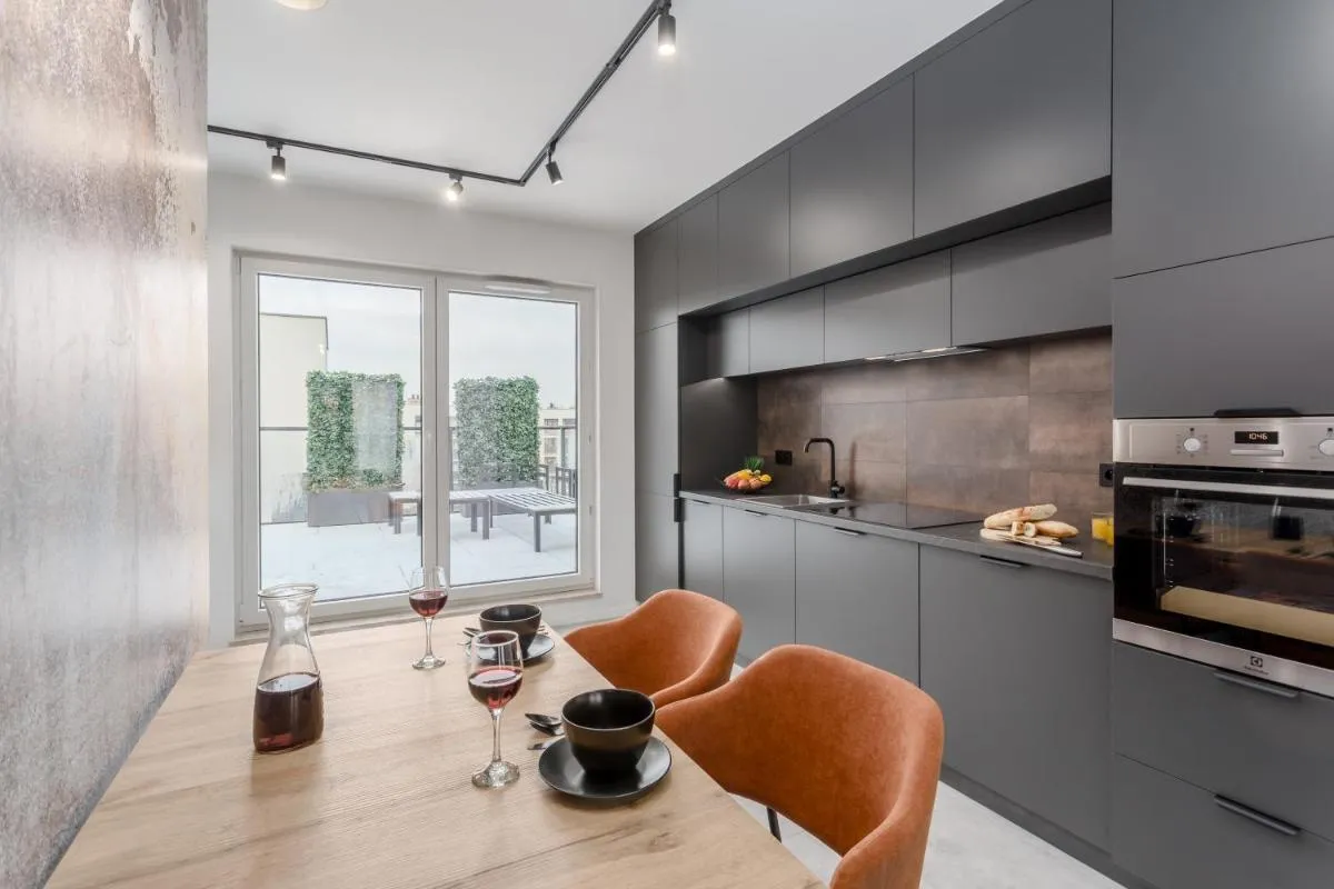 Image 3 of Modern & Luxurious apartment with private Jacuzzi