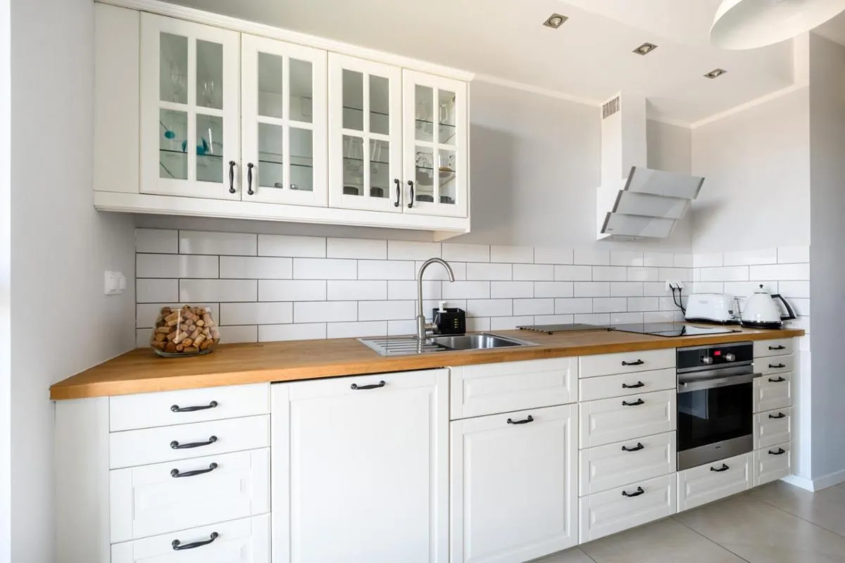 Image 3 of Naviflat – West Side Apartment