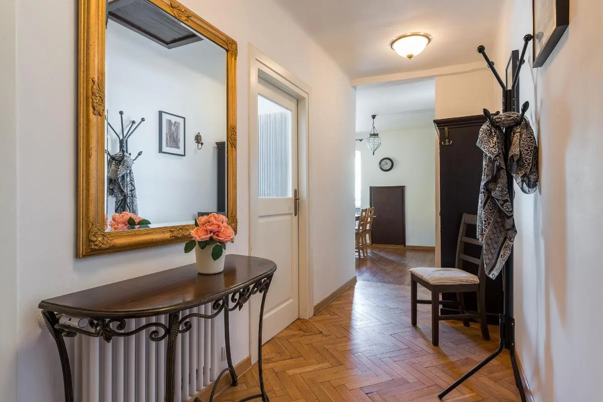Image 4 of Old Town PENTHOUSE P&O Serviced Apartments