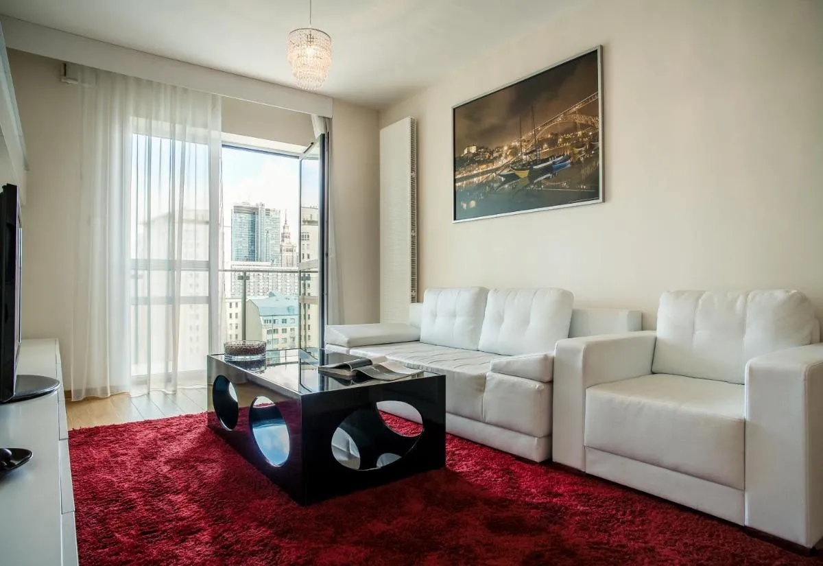 Image 4 of Platinum Towers Luxury Apartments
