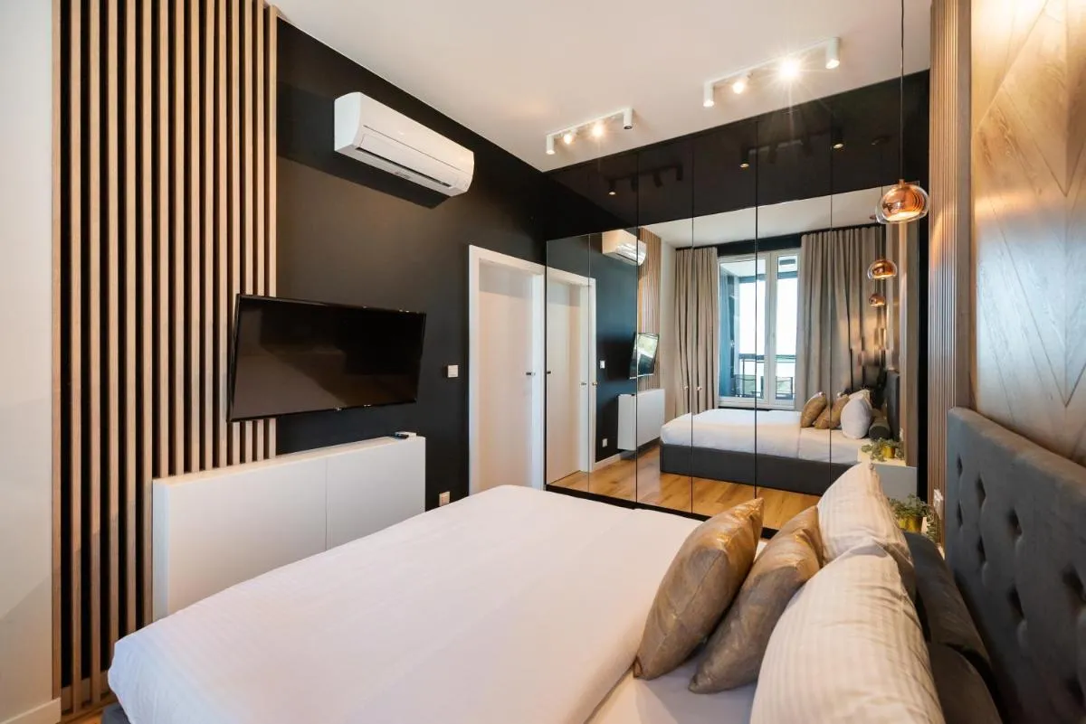 Image 6 of Praga 23rd Floor High-Class Apartment