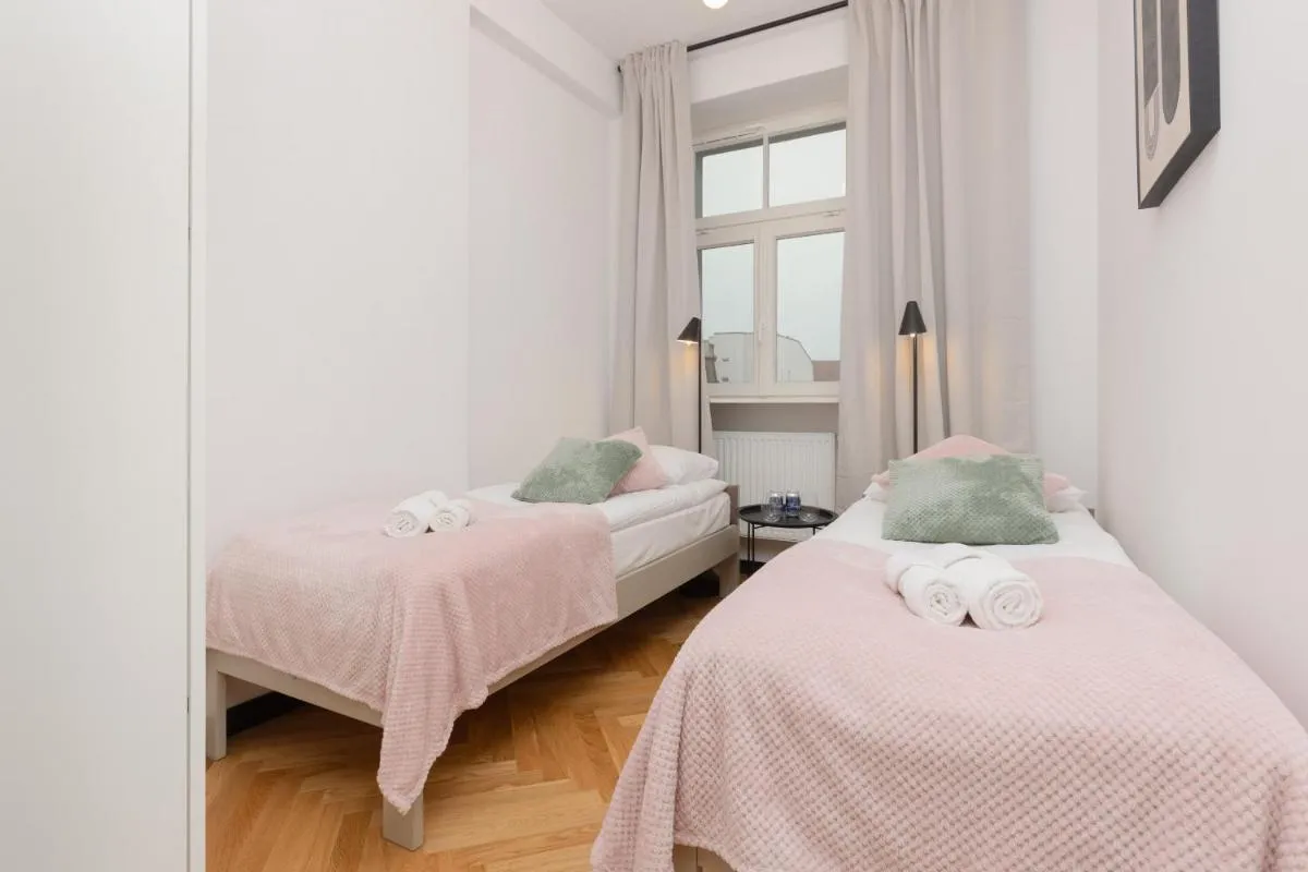 Image 4 of Praga Duplex Apartment Premium Warsaw by Noclegi Renters