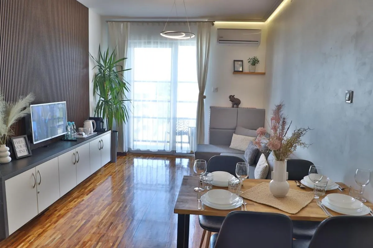 Image 3 of Praga Premium Comfort