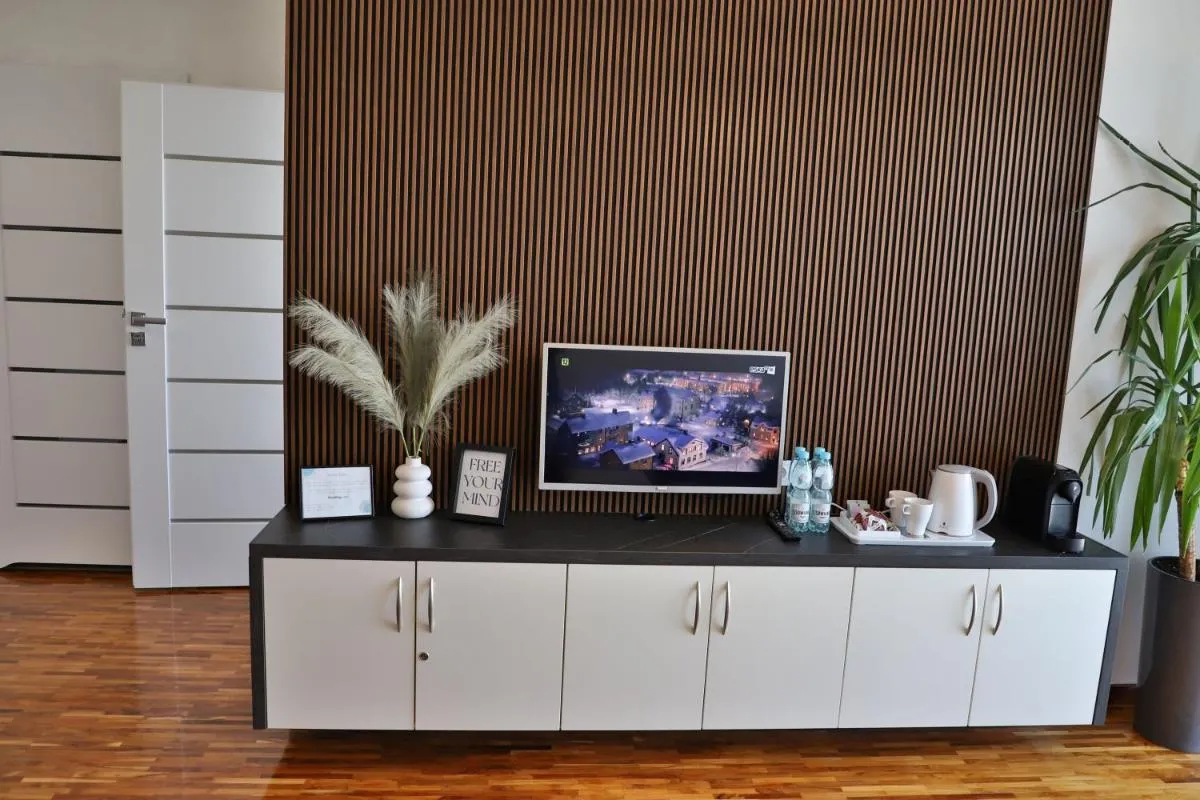 Image 4 of Praga Premium Comfort