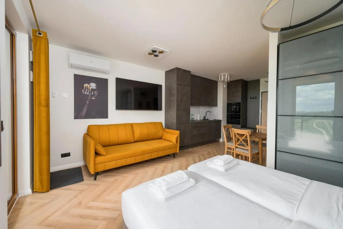 Image 1 of Premium Studio Kłobucka Airport