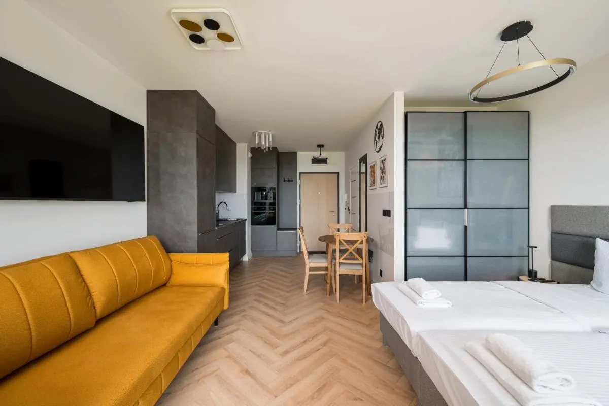 Image 2 of Premium Studio Kłobucka Airport